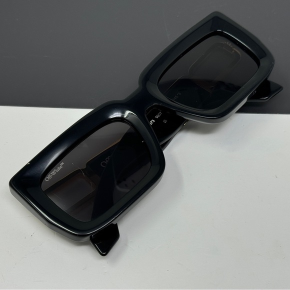 OFF-WHITE Sunglasses Boston OERI073 1007Authentic some scratches - Picture 10 of 12